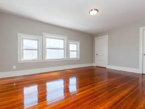 3 Bedroom Apartment Winthrop MA